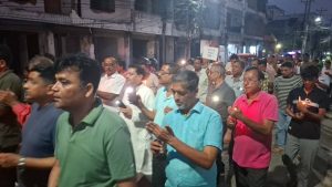 मेनरोड प्रभावितको मैनबत्ती जुलुस, पुनर्वास र क्षतिपूर्तिको माग