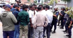 कलैया अधिवेशन विवादपछि रास्वपा केन्द्रीय कार्यालयमा धर्ना